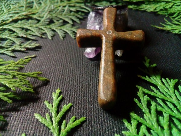 Amulett aus Speckstein - Das Kreuz des Lichtes -