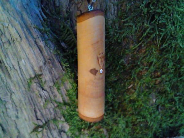 Amulett aus Apfelholz - Das reine Herz -